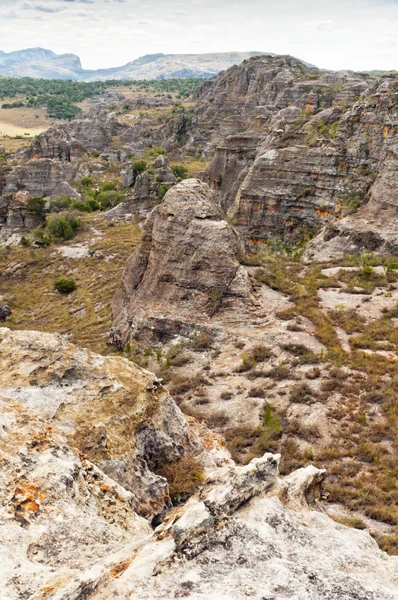 Formacje skalne, Park Narodowy Isalo, Madagaskar — Zdjęcie stockowe
