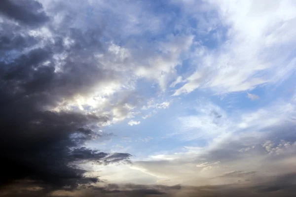 Céu com nuvens — Fotografia de Stock