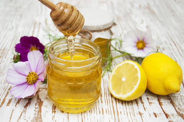 Мед і лимони — стокове фото