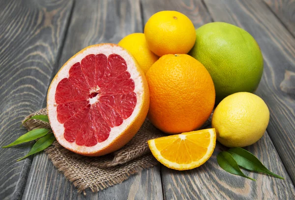 Citrusfrukter — Stockfoto