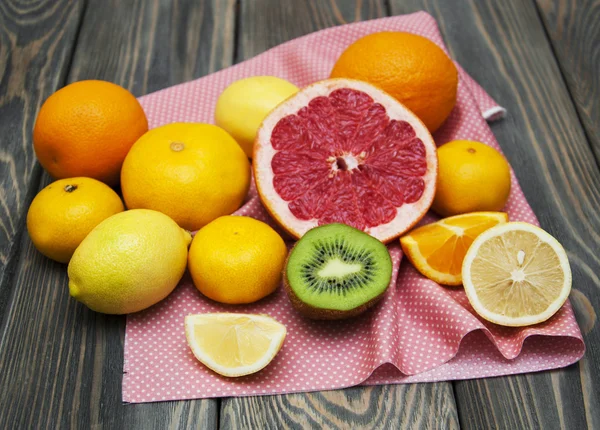 Citrus fruits — Stock Photo, Image