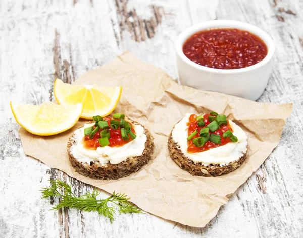 Canape with red caviar — Stock Photo, Image