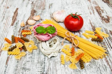 Farklı türde makarna.