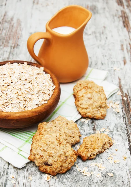 Zabliszt cookie-k és a tej — Stock Fotó