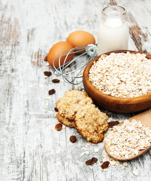 Ingredients for making oatmeal cookies — Stock Photo, Image