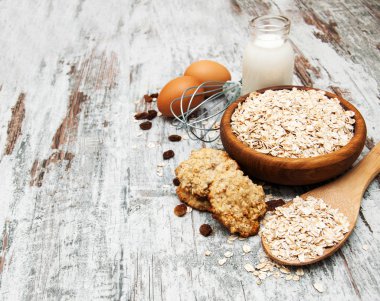 Yulaf ezmeli kurabiye yapmak için malzemeler