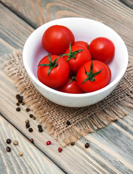 Cuenco con tomate — Foto de Stock