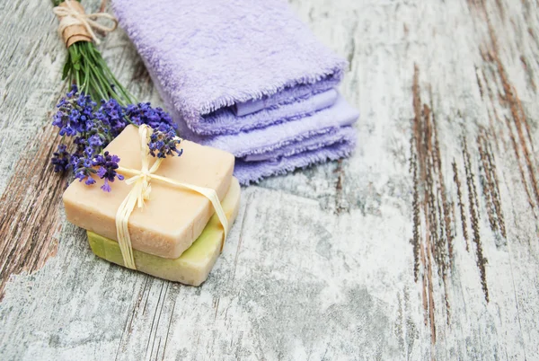 Lavender and handmade soap — Stock Photo, Image