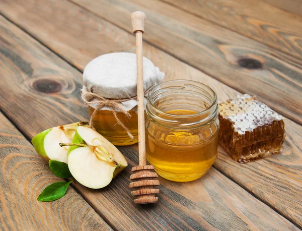 Honey and apple — Stock Photo, Image