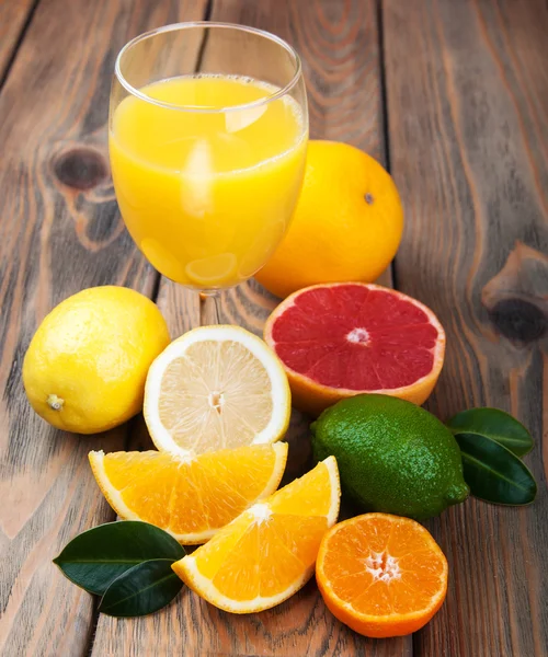 Fresh citrus juice — Stock Photo, Image