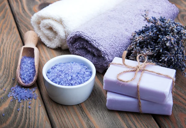 Sapone e sale lavanda fatti a mano — Foto Stock