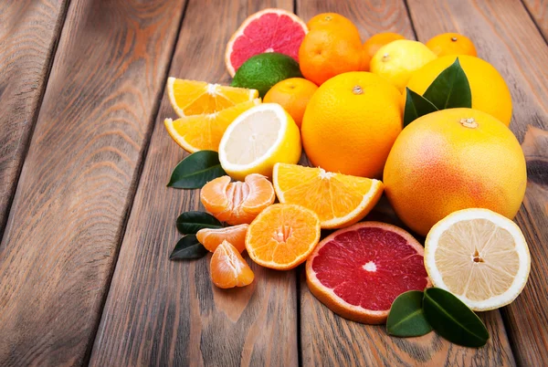 Färska citrusfrukter — Stockfoto