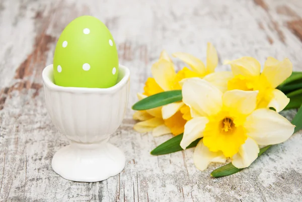 Easter egg in a cup — Stock Photo, Image
