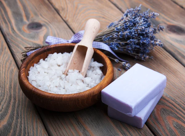 Handmade lavender soap and salt — Stock Photo, Image