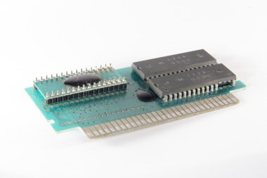 8 bit retro oyun konsolu elektronik çip ile transistör