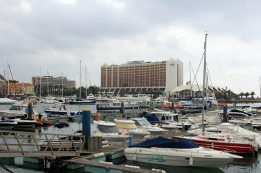 Nisan 2015, Vilamoura: Algarve, Portekiz Hotel Tivoli Marina Vilamoura ve Vilamoura limanda