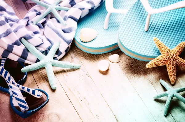 Setting with flip flops and beach wear — Stock Photo, Image