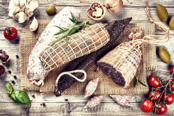 Carne seca com salsichas — Fotografia de Stock