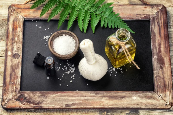 Wellness-Bereich mit Beauty-Accessoires. — Stockfoto