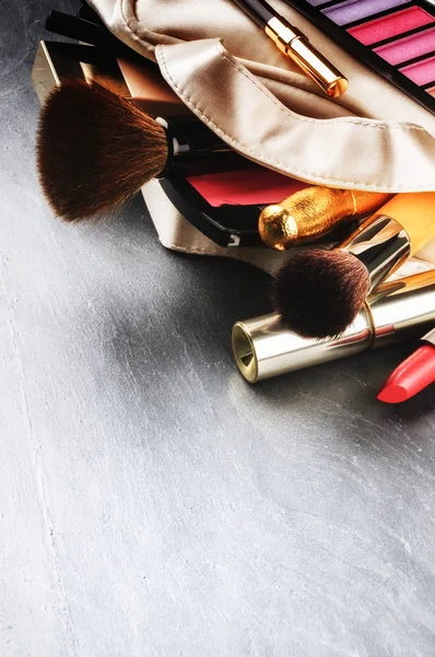 Vários produtos de maquiagem — Fotografia de Stock