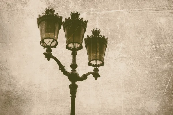 街头灯笼在复古风格 — 图库照片