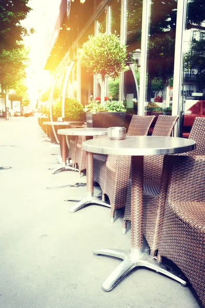 Café terraço no verão Paris — Fotografia de Stock