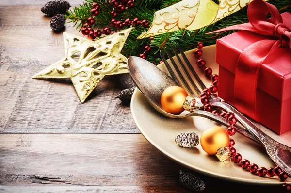 Kerst tafel dekken — Stockfoto