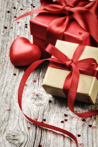 Valentine's setting with presents — Stock Photo, Image