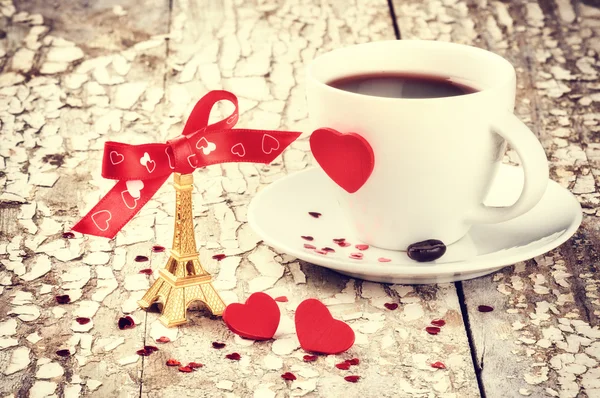 Kahve fincanı ayarıyla Sevgililer — Stok fotoğraf