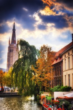 Bruges cityscape Our Lady kilise ile