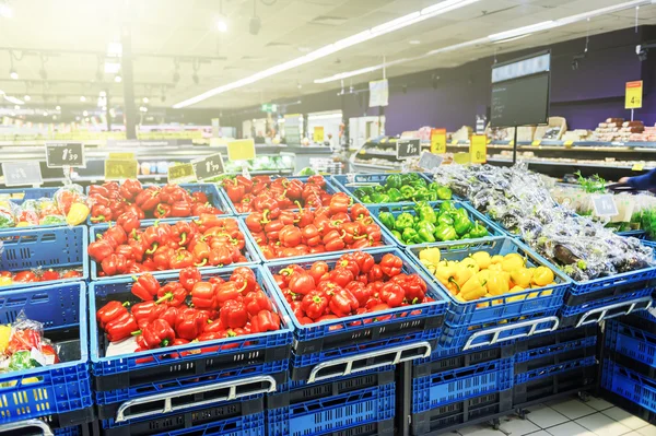 Supermarket background with copyspace — Stock Photo, Image