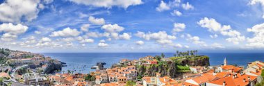 Madeira Adası üzerinde balıkçı köyü