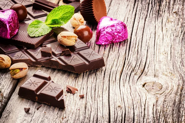 Assortiment van fijne chocolade en pralines — Stockfoto