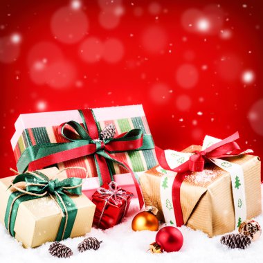 Ayarlama ile renkli Noel hediyeleri
