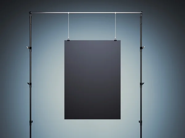 Zwarte poster ophangen — Stockfoto