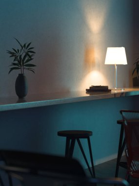 Konforlu Modern Kafe ya da Kafe İçi Uzun Ahşap Tezgah Masası, Yığın Defterleri