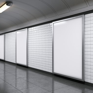 metro istasyonu üzerinde dikey reklam panoları