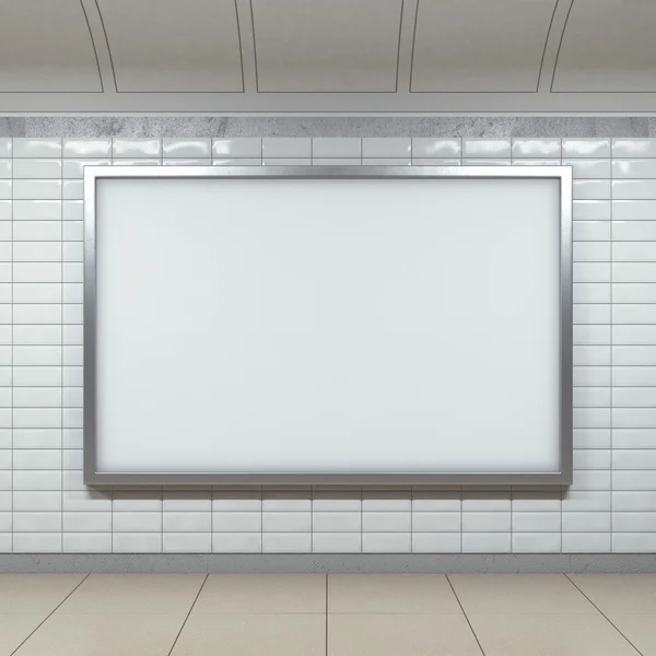 Горизонтальний рекламний щит на станції метро — стокове фото