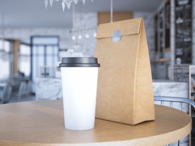 Kahve Kupası ve kağıt çanta masada. 3D render