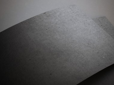 Karanlık yerde siyah kartvizit