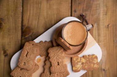 Hollanda bayramı Sinterklaas Geleneksel tatlı zencefilli kurabiye
