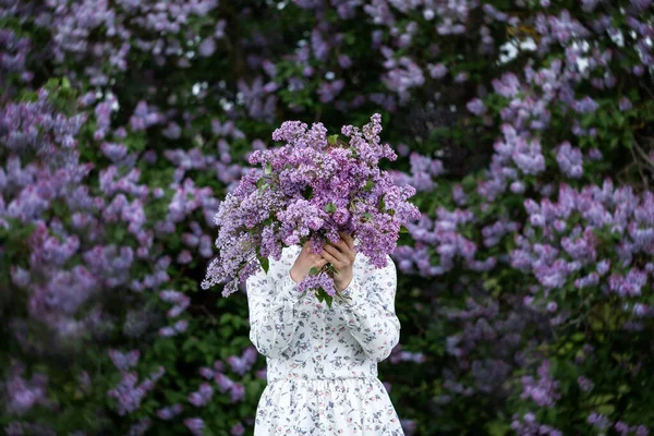 Beautiful Woman Dress Covers Her Face Purple Bouquet Lilacs Girl — Stock Photo, Image