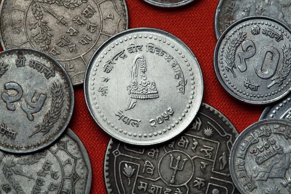 Coins of Nepal. Nepalese royal crown — Stock Photo, Image