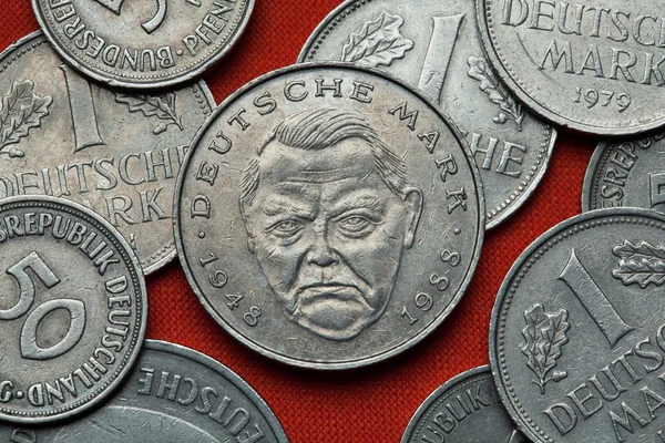 Primeros planos de las monedas de Alemania —  Fotos de Stock