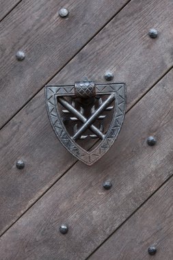 Doorknocker tarihinde ahşap kapı