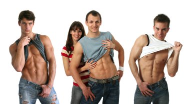 ABS gösterilen genç kaslı erkekler
