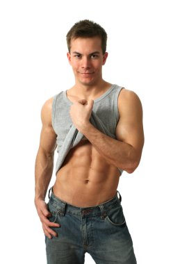 kaslı adam kaslarını gösterilen