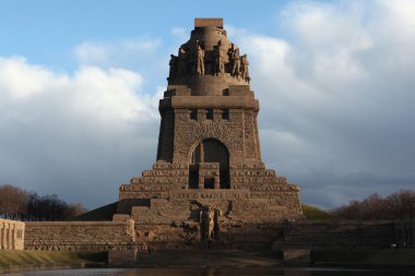 Uluslar Savaşı Anıtı