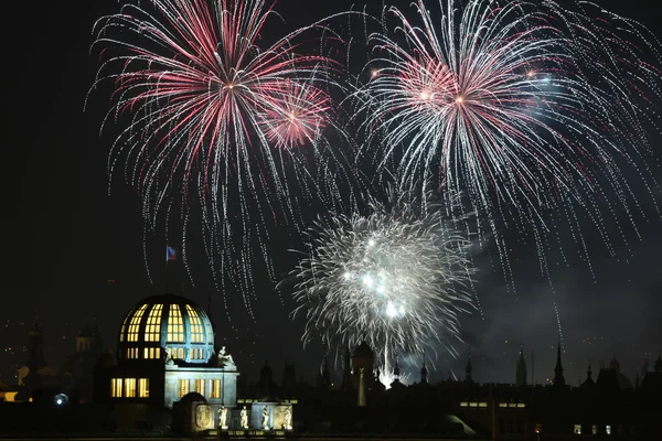 New Year fireworks over Prague — Stock Photo, Image