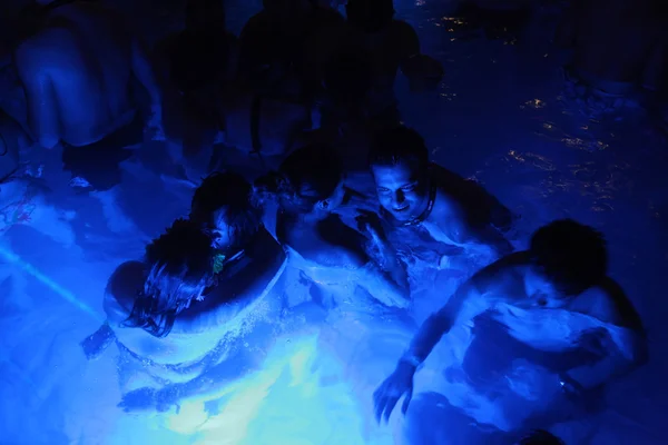 Night party in thermal bath in Budapest, Hungary. — Stock Photo, Image